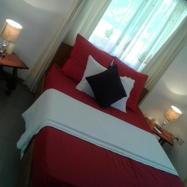 Agnes Cottage - Emerald ลาดิก ภายนอก รูปภาพ